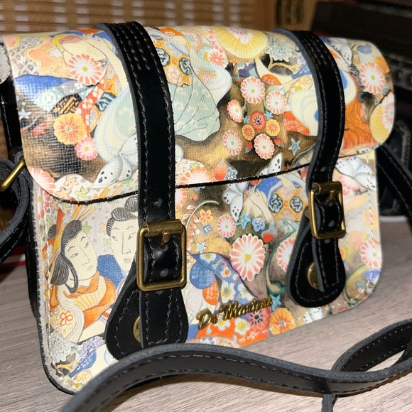 Dr. Martens 7" Eastern Art Leather Satchel Multi/Black - Picture 6 of 9